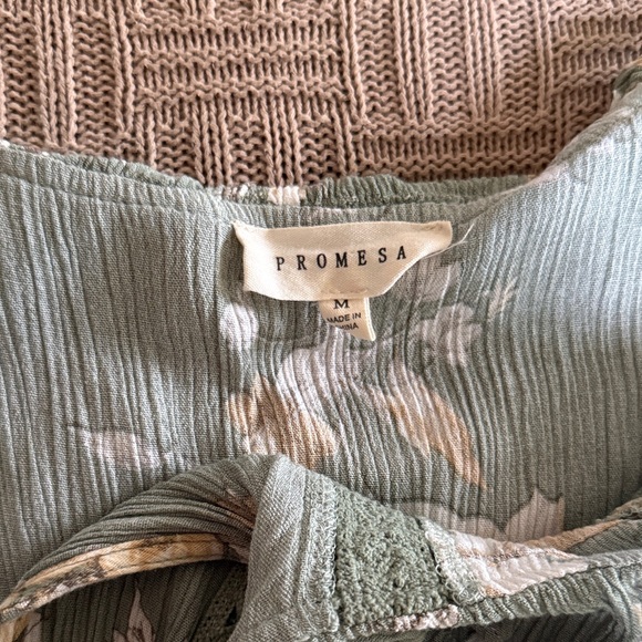 Promesa Sage Green Floral Maxi Dress with White and Yellow Flowers - Picture 6 of 10